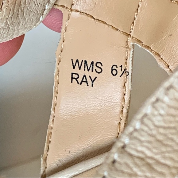 REPORT “Ray” Double Knot Peep Toe Platforms—SZ 6.5 - Picture 5 of 14